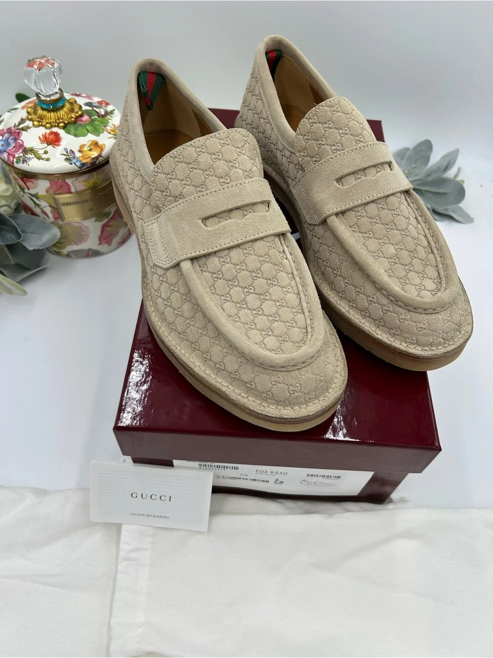 Gucci Men's oatmeal Suede GG Logo Penny Loafers size 8 fits 9 US made in Italy